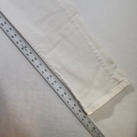 L.L. Bean Stretch Jeans Woman's 12 Classic Fit Upstretched 32W White 5-Pocket - Picture 8 of 14